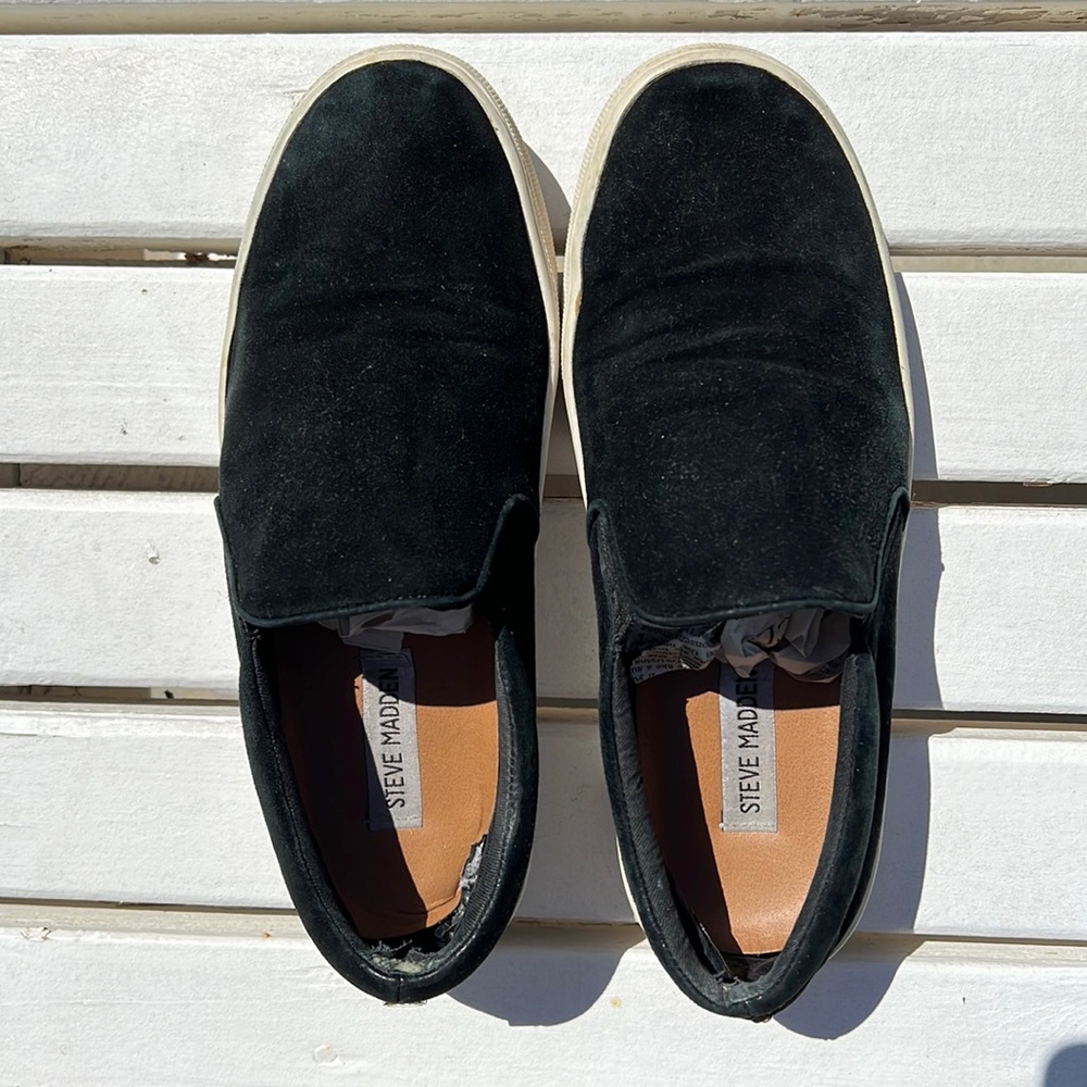 //STEVE MADDEN// Black Gills Sneakers